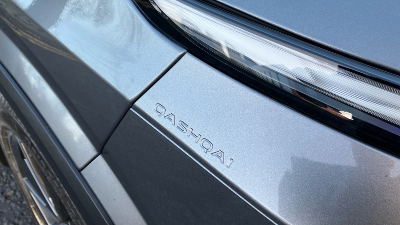 Nissan Qashqai 1.3 DiG-T MH Tekna 5dr Petrol Hatchback